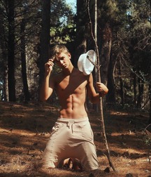 Just beauty of boys 5d2e13dd68336.jpg