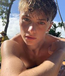 Just beauty of boys 5d6833368e9fc.jpg