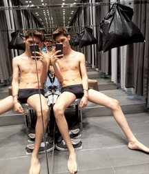 Just beauty of boys 5d6a71d3eed0a.jpg