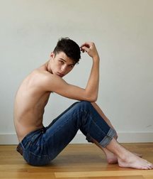 Just beauty of boys 5d6aab6a0b507.jpg