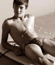 Just beauty of boys 5d6ac1e110425.jpg