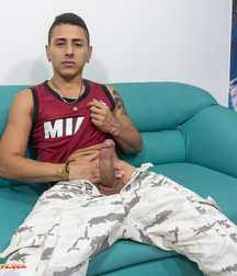Latino * David 5d6aeb8413c0b.jpg