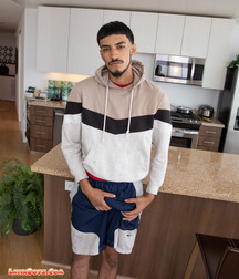 Latino * Prankstar 5d74200f6c1e3.jpg
