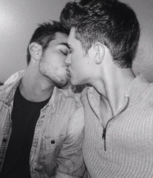 Just beauty of boys 5da8c3103b1db.jpg