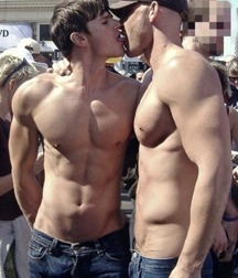 Just beauty of boys 5da8c3389e1a7.jpg