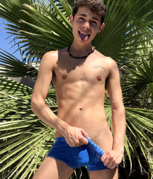Just beauty of boys 5db89a9585d93.jpg