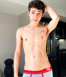 Just beauty of boys 5db89a9b2c308.jpg
