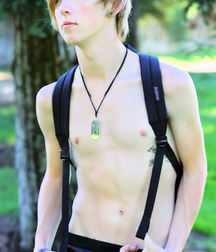 Just beauty of boys 5db89ada6fb0f.jpg