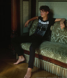 Just beauty of boys 5dc1aa4ad4da4.jpg