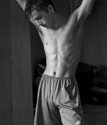 Beauty of boys in black and white 5dc1d147e68c1.jpg