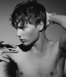 Beauty of boys in black and white 5dc1d15d475f0.jpg