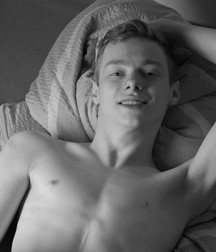 Just beauty of boys 5dc30a7473f47.jpg