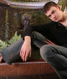 Anton 5dc9aae4410af.jpg
