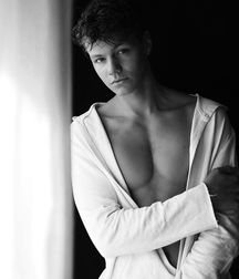 Just beauty of boys 5dcac35b64d8a.jpg