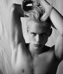 Just beauty of boys 5dcc5cc575be8.jpg