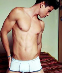 Just beauty of boys 5dcef03f2eb6f.jpg
