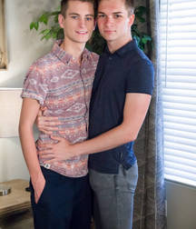 Trevor Harris and Taylor Coleman 5dd045ba0738a.jpg