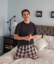 Latino * Vilain 5dd149cf59353.jpg