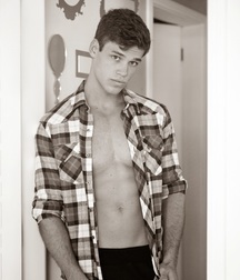 Just beauty of boys 5dd56d6c53343.jpg