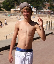 Just beauty of boys 5dd6671cb8628.jpg