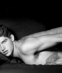 Just beauty of boys 5dda504ab01d0.jpg