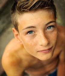 Just beauty of boys 5de2fd3d2b6d8.jpg