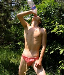 beach and sport boys(most no nude) 5929ad0b94025.jpg