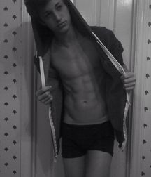 Boys in Underwear 09 5d56acffbd754.jpg