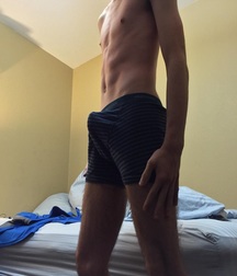 Boys in Underwear 09 5d56ad3878ef2.jpg