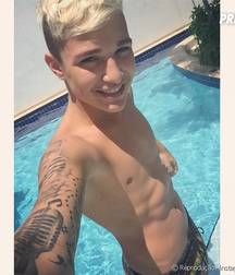 Guilherme 5933df4b771cd.jpg