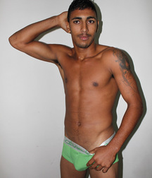 Uploaded by:meninosdobrasil 5936e7ade6bc4.jpg