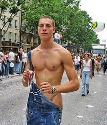 SHIRTLESS (NN) 5942fad8133ba.jpg