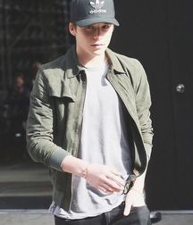 Uploaded by:Preston 594ab66d5a4b6.jpg