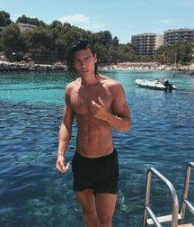 Uploaded by:Preston 594b9b074bdc1.jpg