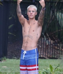 Boy Pits 594d14afe4a5e.jpg