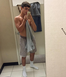 Cute Boys - No Nudes 594d9a6dd2ca9.jpg