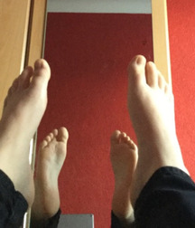 My favorite feet 593563f56b73d.jpg