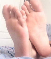 My favorite feet 593564f930178.jpg