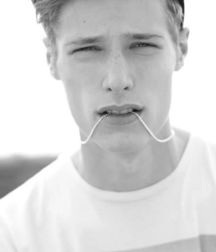 Sexy boys Day 6 593eb62dbe343.jpg
