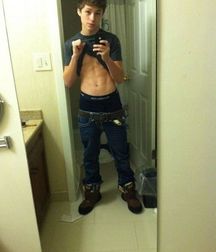 Sexy boys Day 9 5942b3878ec32.jpg