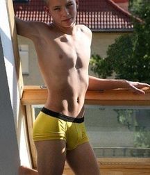 Sexy boys in Briefs!