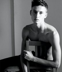 Sexy Models--Frederik Ruegger! 5969401fe6390.jpg