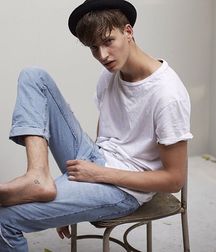 Sexy Models--Frederik Ruegger! 59694024d8159.jpg