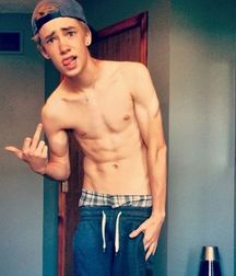 Sexy Boys 19! 596dde361b3bf.jpg