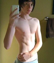 Sexy Boys 22!! Featuring some hot emo's!! 5994b75dc58ef.jpg