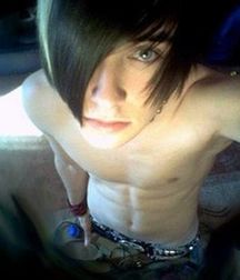 Sexy Boys 22!! Featuring some hot emo's!! 5994b7b77c85f.jpg