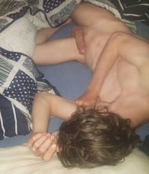 Sexy Boys 23!!  Sleepy boys!! 59996aac457aa.jpg