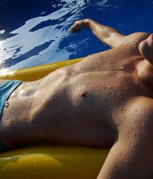 Wet and Wild boys!  59a591560af17.jpg