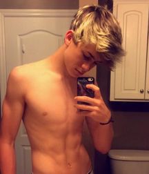 Sexy Boys 26!! 59c69b7163b22.jpg