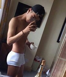 Selfie Boy 3!! 59f7a6d5298b6.jpg